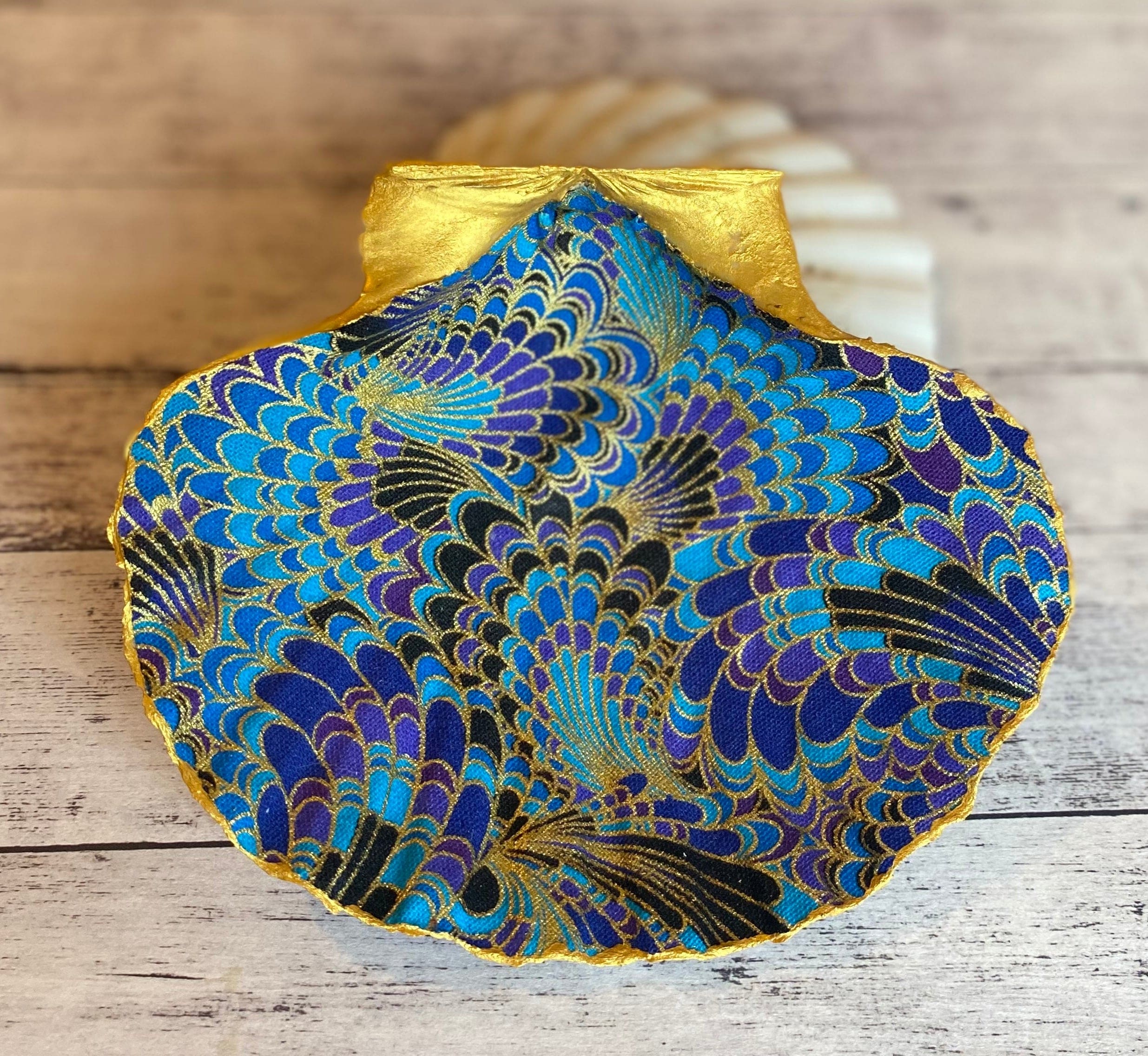 GG Designs - Scallop Shell Trinket Dish Royal Plume