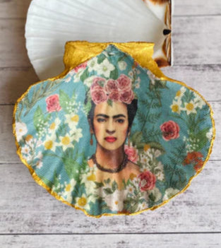 GG Designs - Scallop Shell Trinket Dish Frida